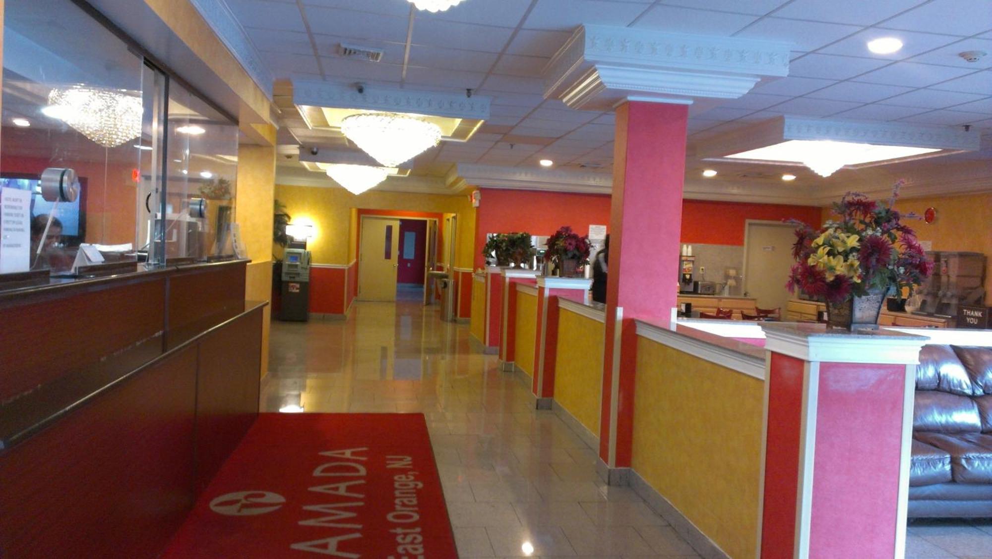 Ramada By Wyndham East Orange Hotel Exterior photo